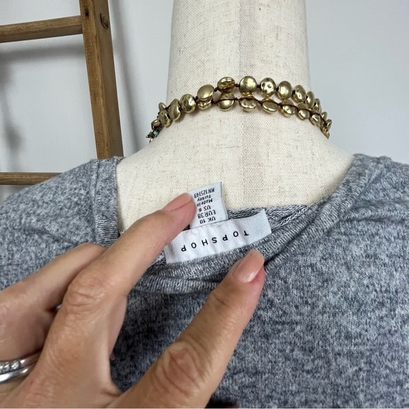 TopShop Long Sleeve Belted Sweater Dress. Gray Size 10 - Picture 7 of 10